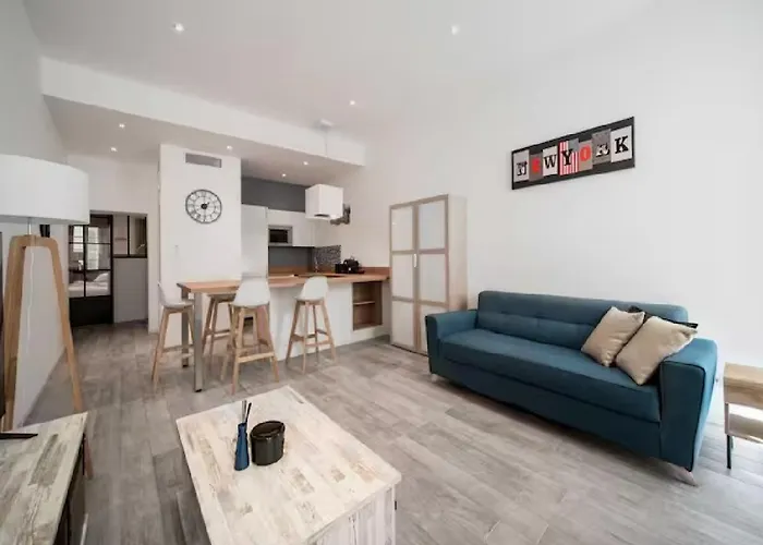 Parenthese Elegante Au Centre De Апартаменты